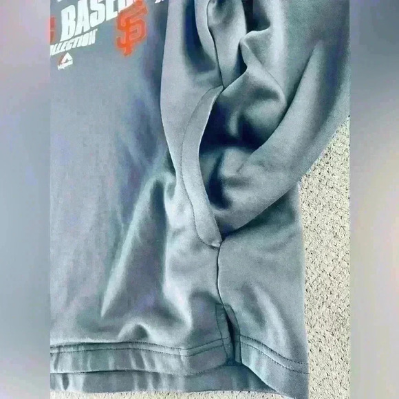Majestic MLB San Francisco Giants Men’s Medium Hooded Sweatshirt w/ Side Pockets - Picture 4 of 9